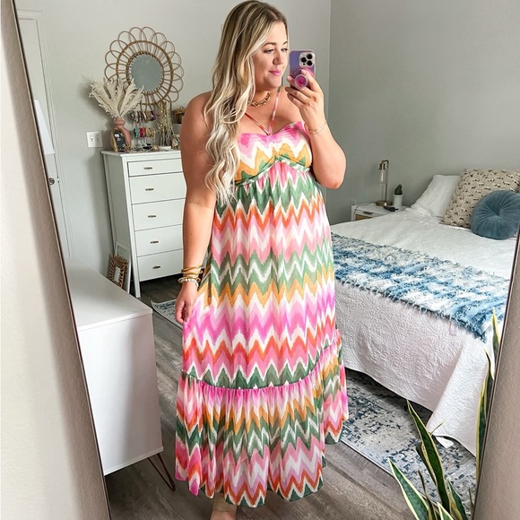Dress Forum Dresses & Skirts - Dress Forum Pink and Orange Halter Maxi Sundress